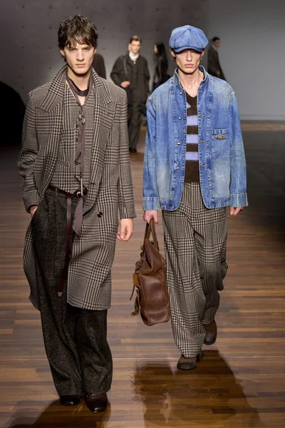 Look 51